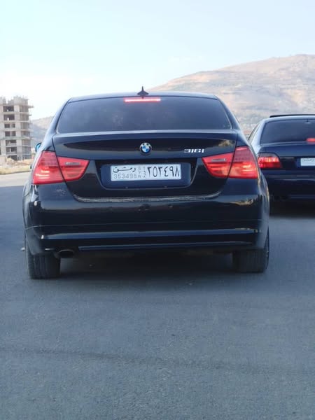 BMW 316i 2011 - صورة 2