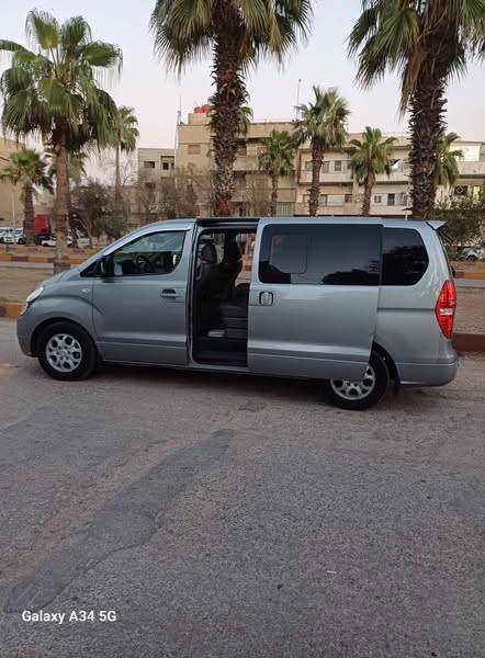هيونداي H1 2015 - صورة 4