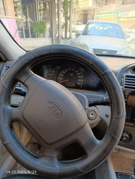 كيا سبيكترا 2006 - صورة 3
