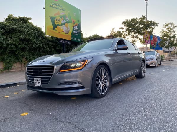 Genesis Genesis 2015 - صورة 1