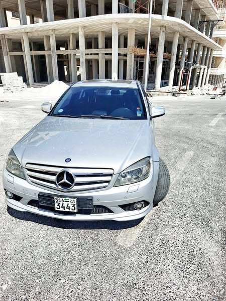 مرسيدس-بنز C220 CDI 2009 - صورة 3