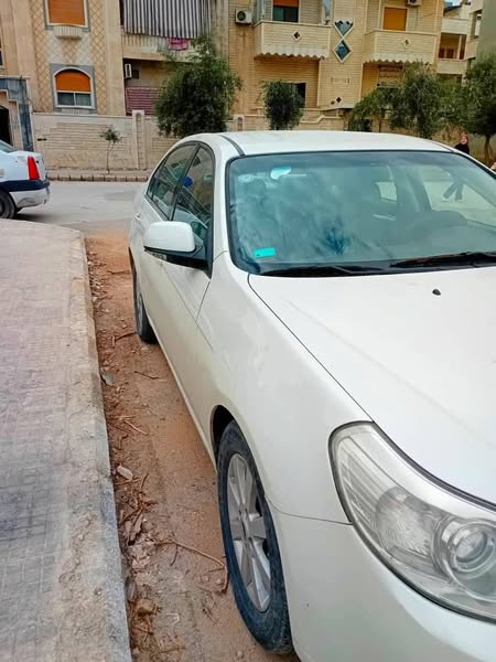 شيفروليه توسكا 2010 - صورة 2
