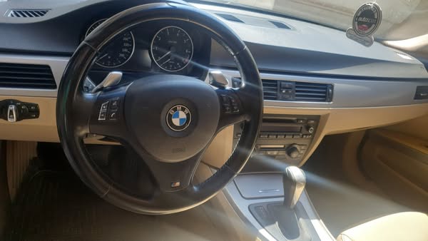BMW 320i 2006 - صورة 3