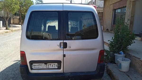 بيجو Partner 2000 - صورة 1