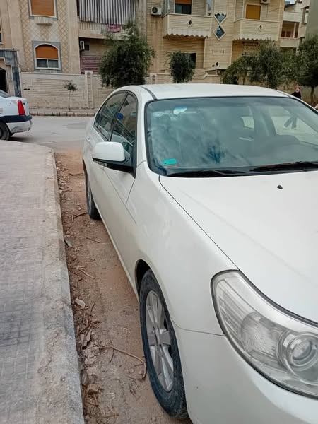 Chevrolet Tosca 2010 - صورة 4