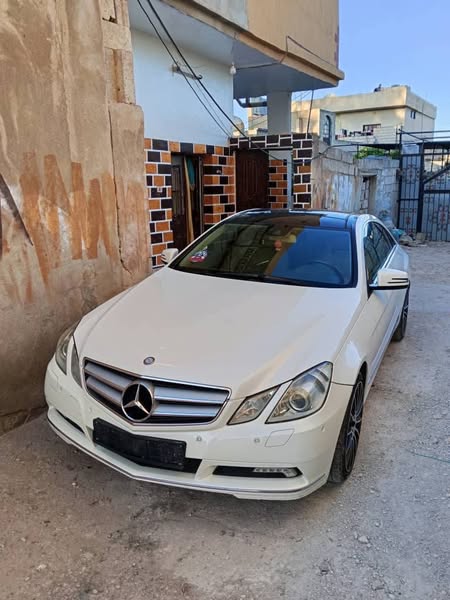 مرسيدس E350 2011 - صورة 1