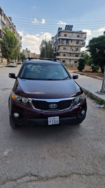 كيا سورينتو 2012 - صورة 1