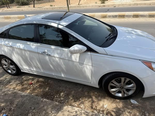 هيونداي سوناتا 2011 - صورة 2