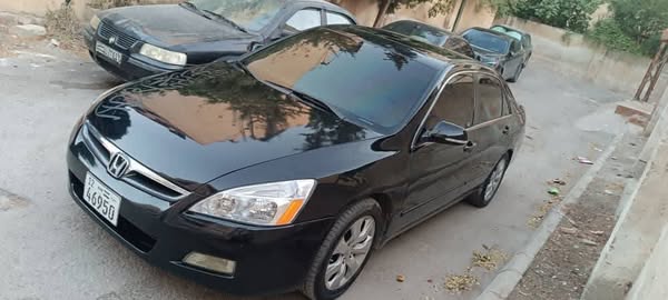 هوندا أكورد 2006 - صورة 1