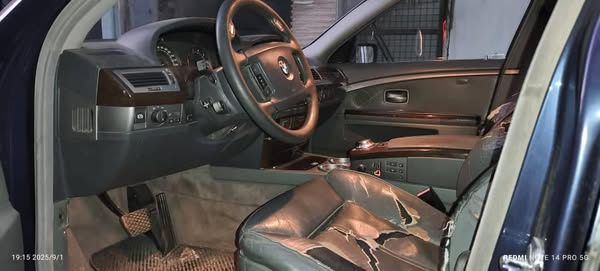 BMW 730Li 2004 - صورة 4