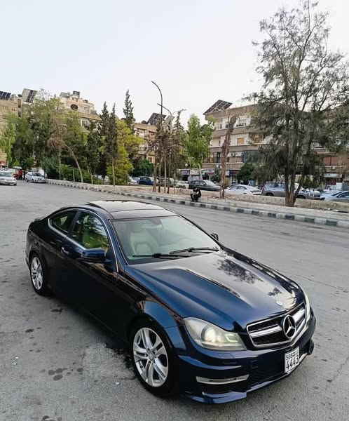 مرسيدس-بنز C250 2014 - صورة 4