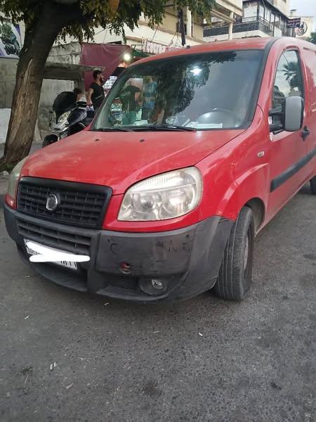 فيات Doblo 2010 - صورة 2