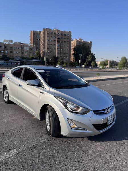 هونداي افانتي 2015 - صورة 3