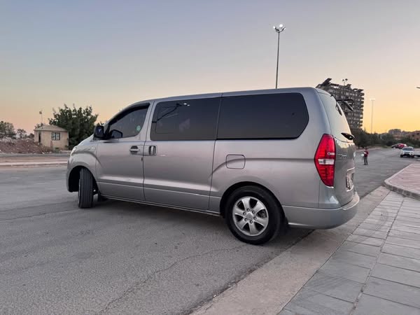 هيونداي جراند H1 2018 - صورة 2
