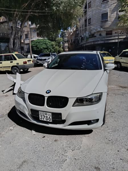 بي ام دبليو 320 2012 - صورة 4