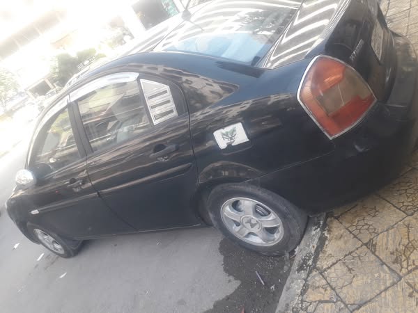 هيونداي فيرنا 2006 - صورة 2