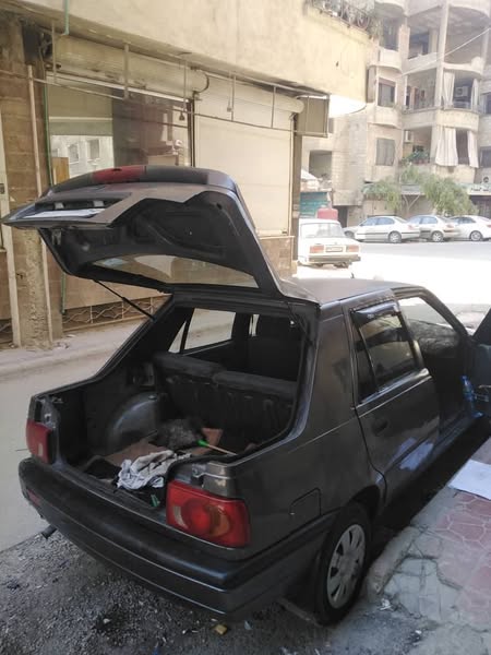 داسيا سوبر نوفا 2001 - صورة 2