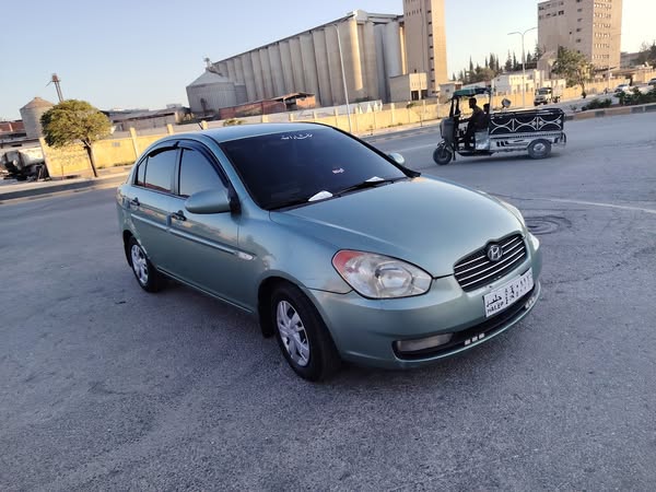 هيونداي فيرنا 2007 - صورة 2