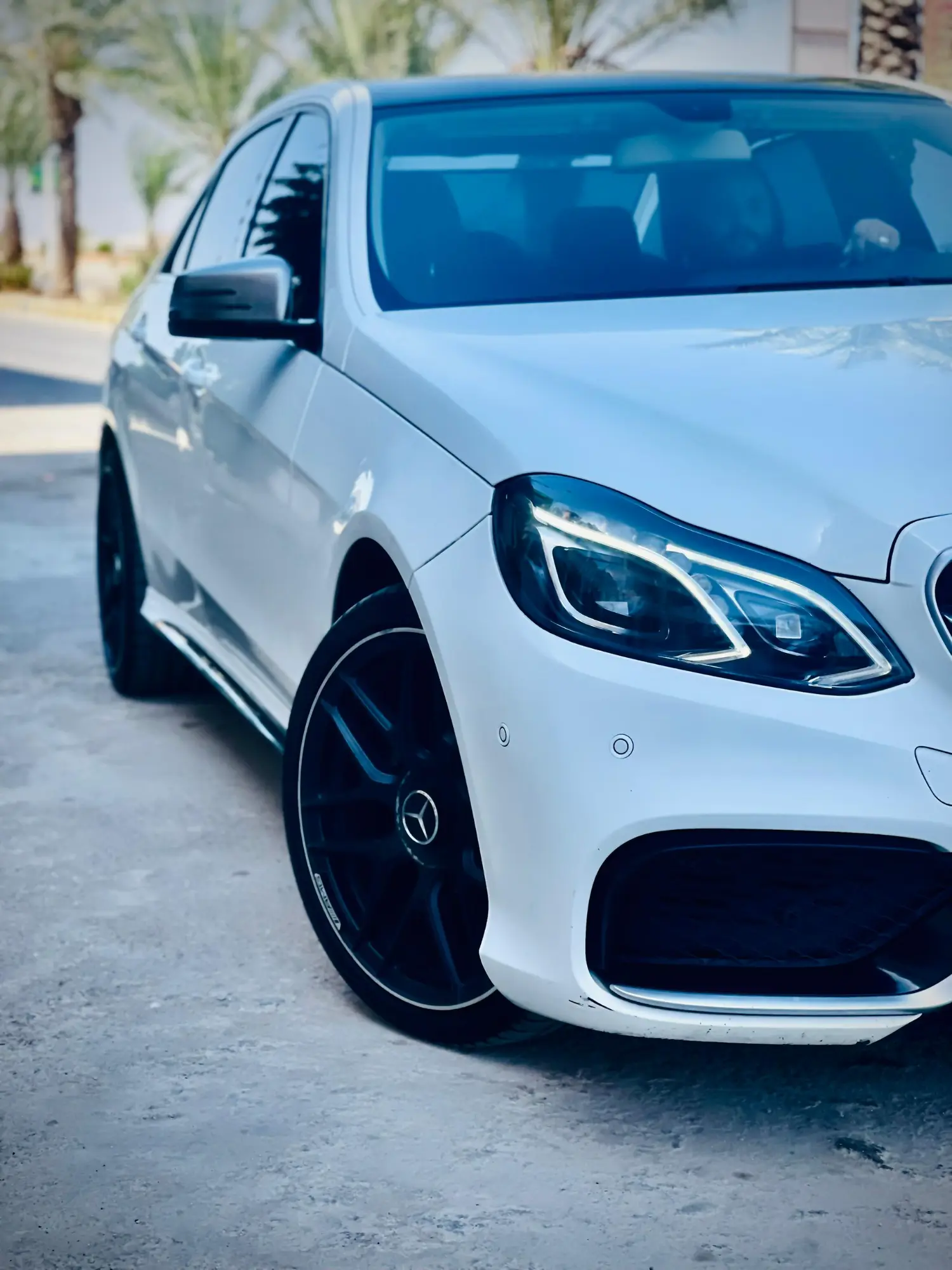 Merceds benz e200 2014 - صورة 3