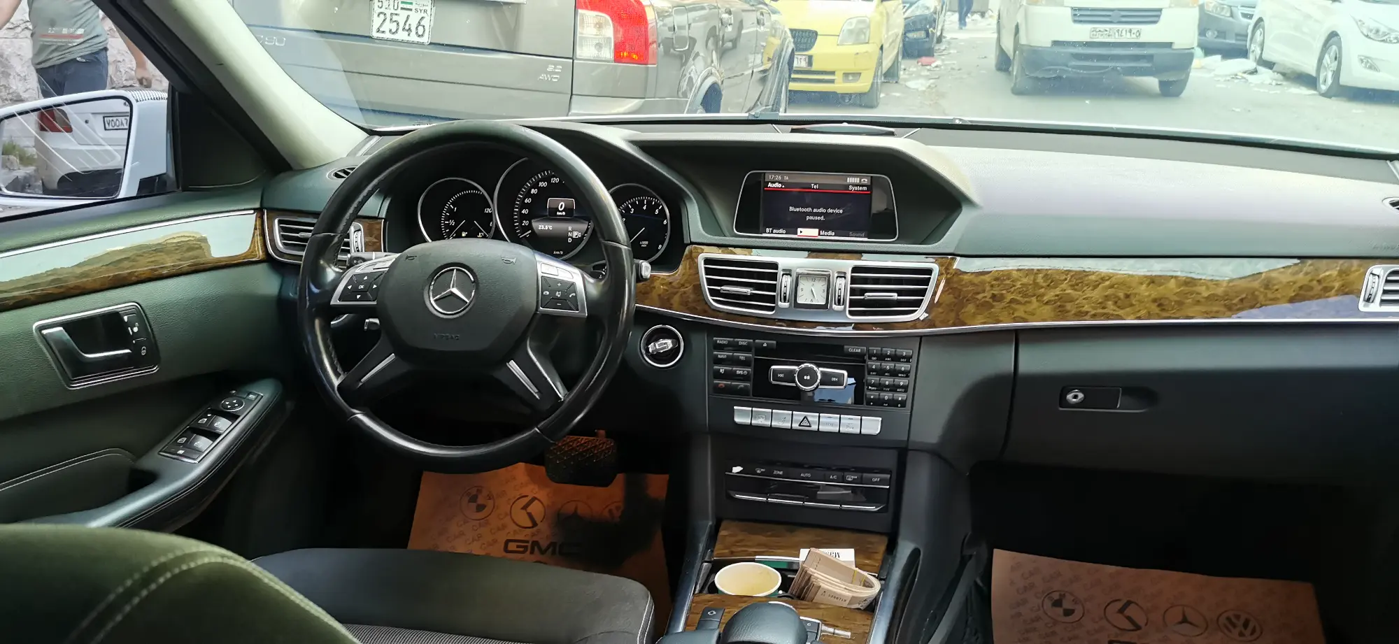 Merceds benz e200 2014 - صورة 8
