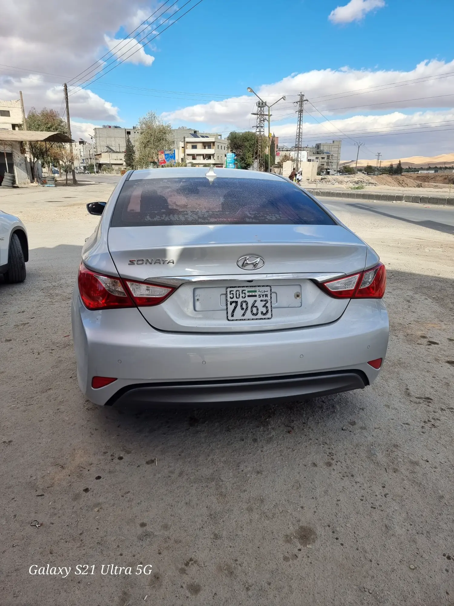سوناتا هايبرد موديل 2015 نضيفا جدا لا تحتاج اي مصاريف - صورة 3