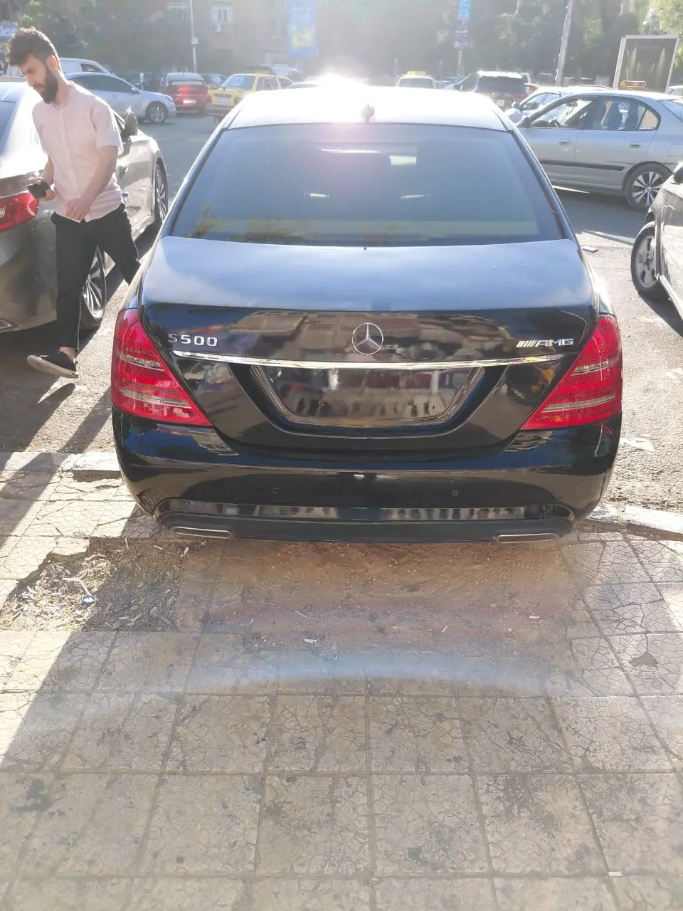 مرسيدس S 500 موديل 2011 بحالة ممتازة - صورة 1