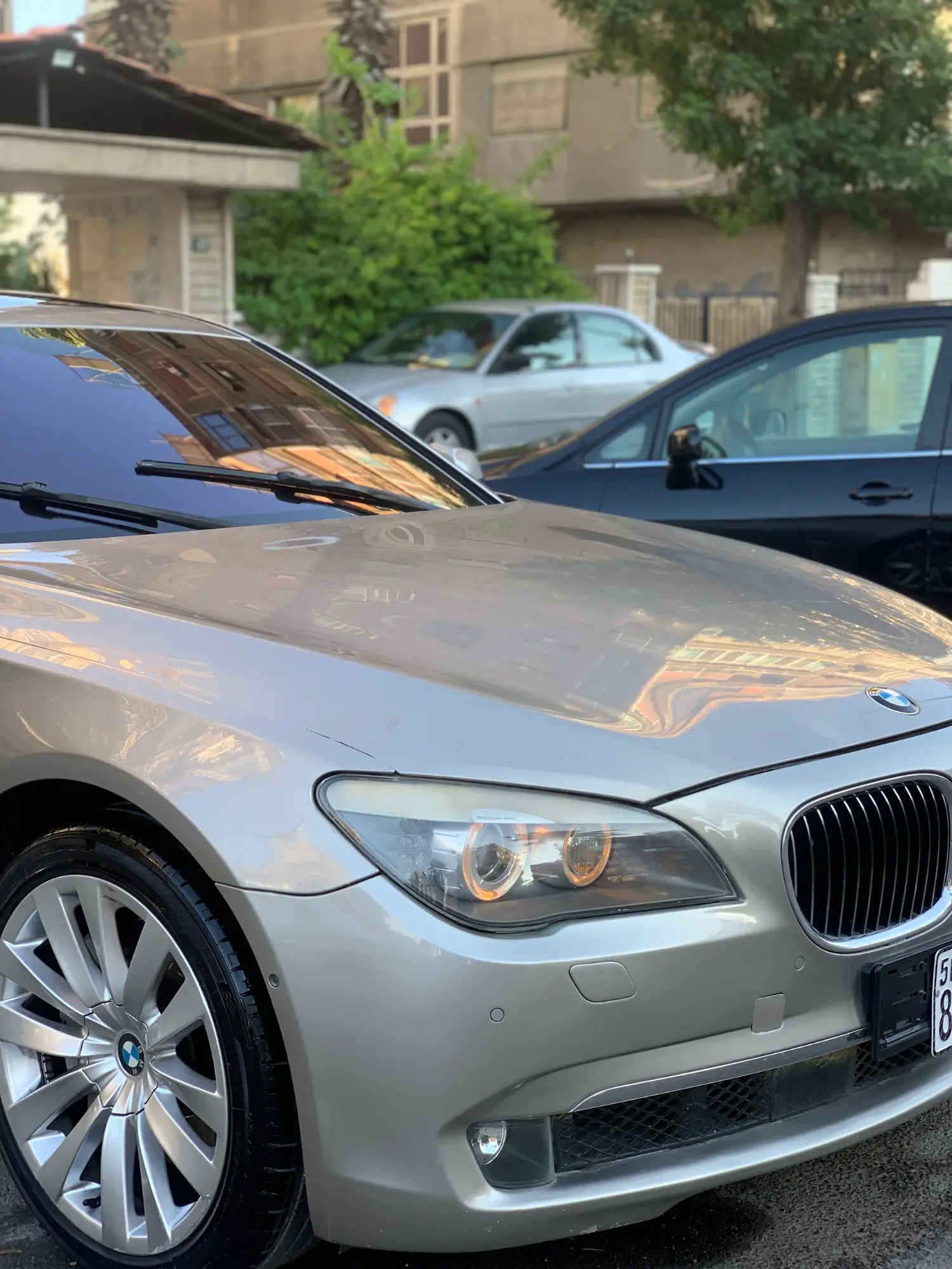 BMW750Li كاملة مسكرة 100% - صورة 3
