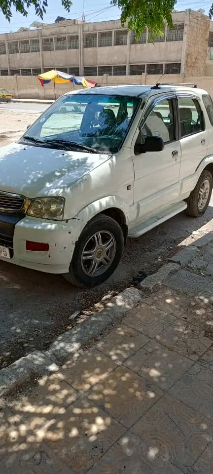 دايهاتسو تيريوس 2008 - دفع رباعي اقتصادي - صورة 3